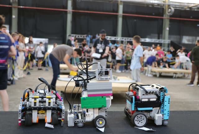 Torneio de robótica irá reunir estudantes em desafios de tecnologia em Chapecó