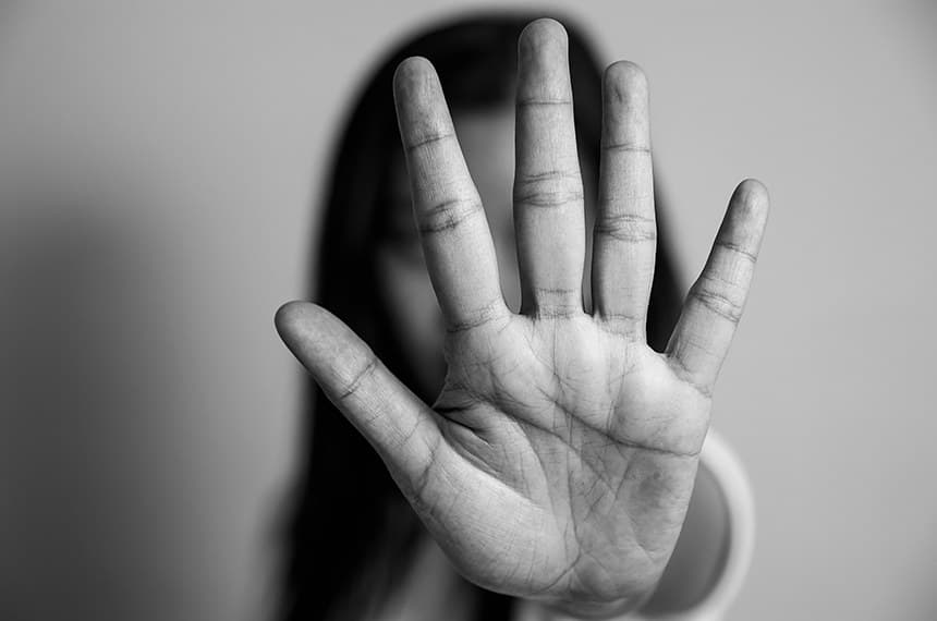Modelo promove caminhada e ações de conscientização contra abuso infantil