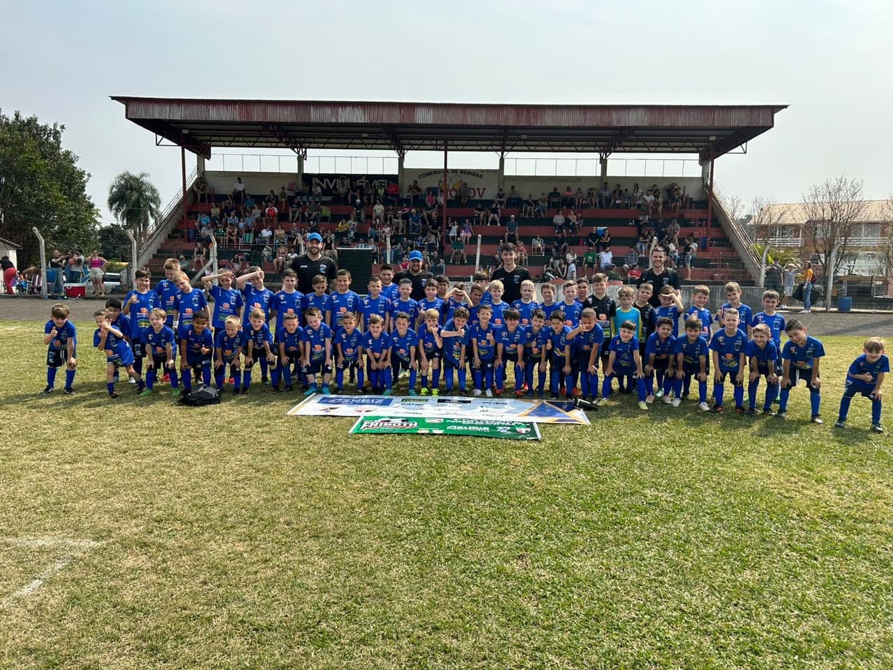 Todas os alunos do projeto participaram da competição (Foto: Divulgação)