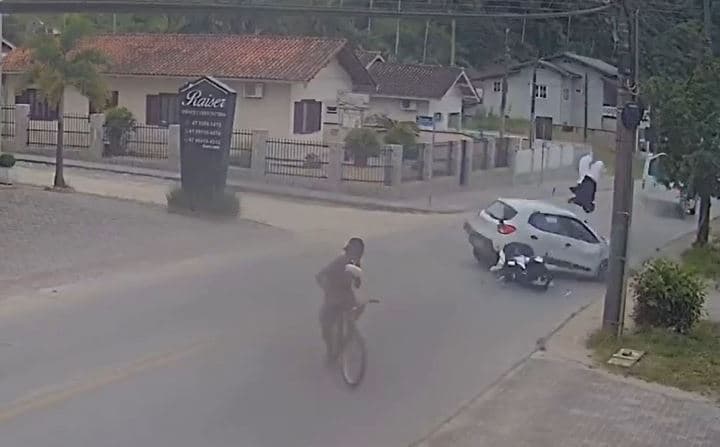 Homem teve ferimentos devido ao impacto (Foto: Reprodução)