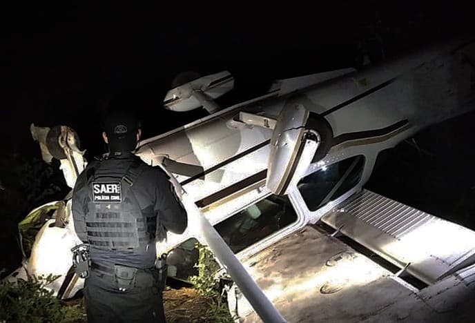 Pouso forçado em Chapecó, no Oeste catarinense (Foto: SaerFron)