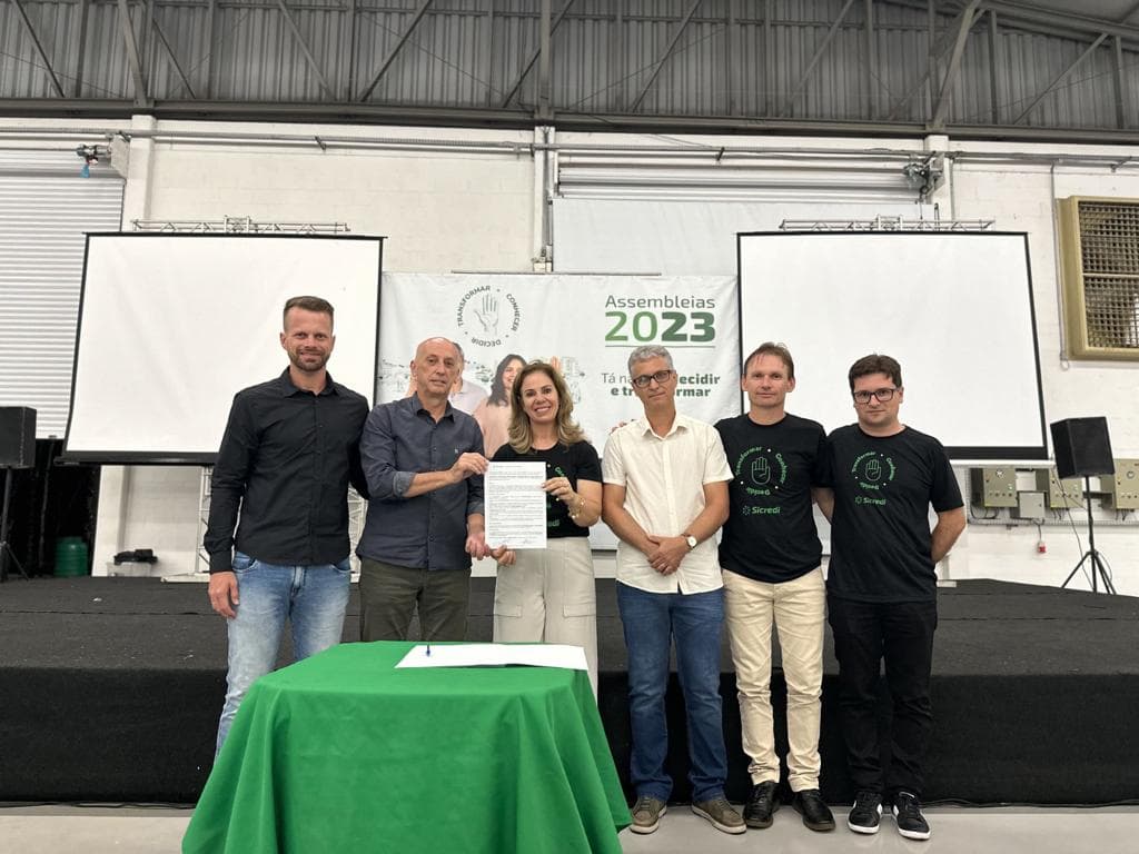 Estiveram presentes representando o projeto o presidente Sérgio Mazonetto e o técnico Maizena. (Foto: Arquivo Pessoal)