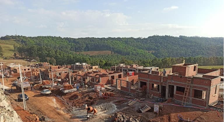 Inscrições para o programa de habitação de Pinhalzinho se encerram nesta sexta (16) (Foto: Gilmar Bortese )