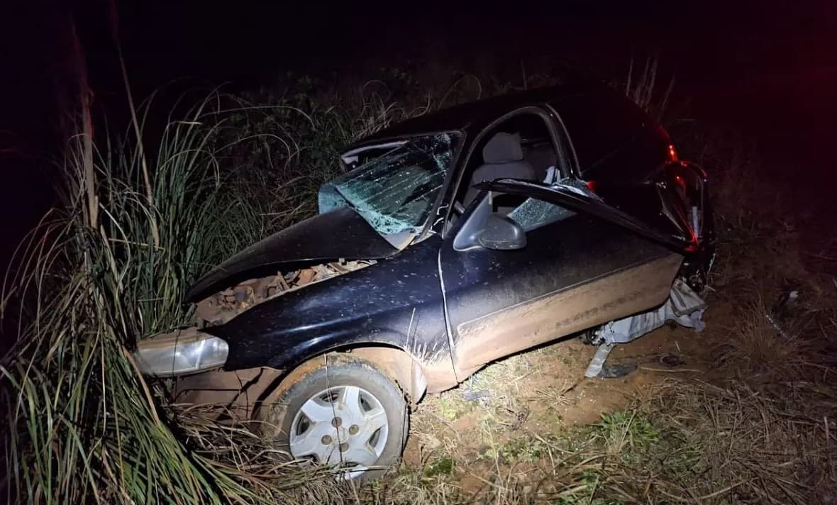 Vítima tinha apenas 16 dias de vida e estava em um automóvel (Foto: Corpo de Bombeiros)