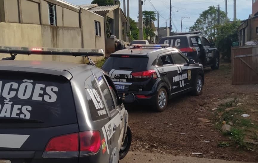 Mandados de busca e prisão aconteceram em Xanxerê (Foto: Polícia Civil)
