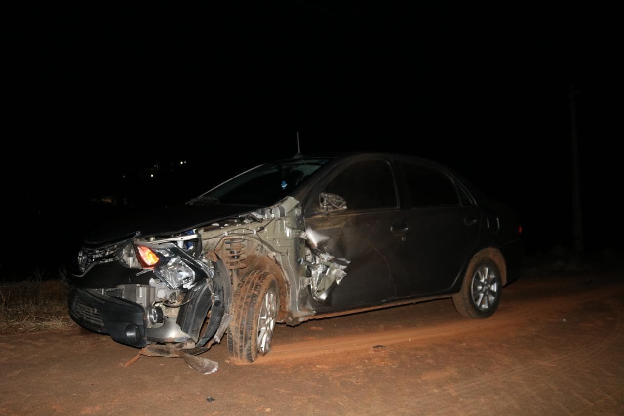 Batida em estrada rural (Foto: Henrique Paulo Koch)