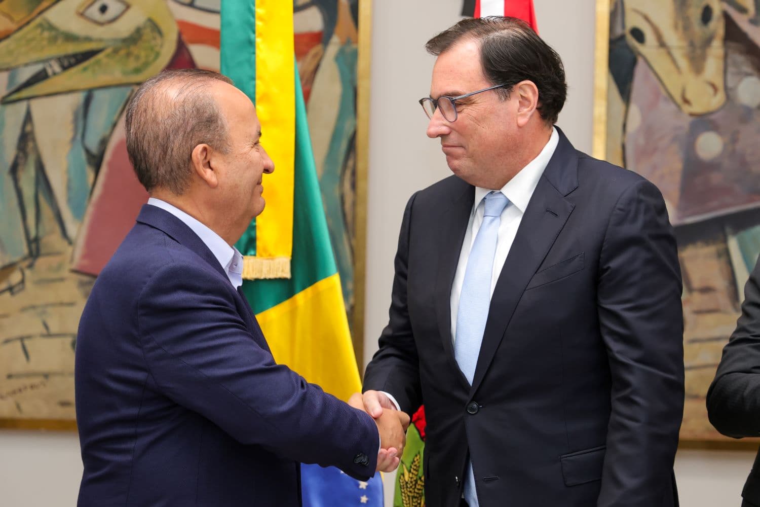 Governador Jorginho Mello transmite cargo ao presidente do Tribunal de Justiça (Foto: Roberto Zacarias/Secom)