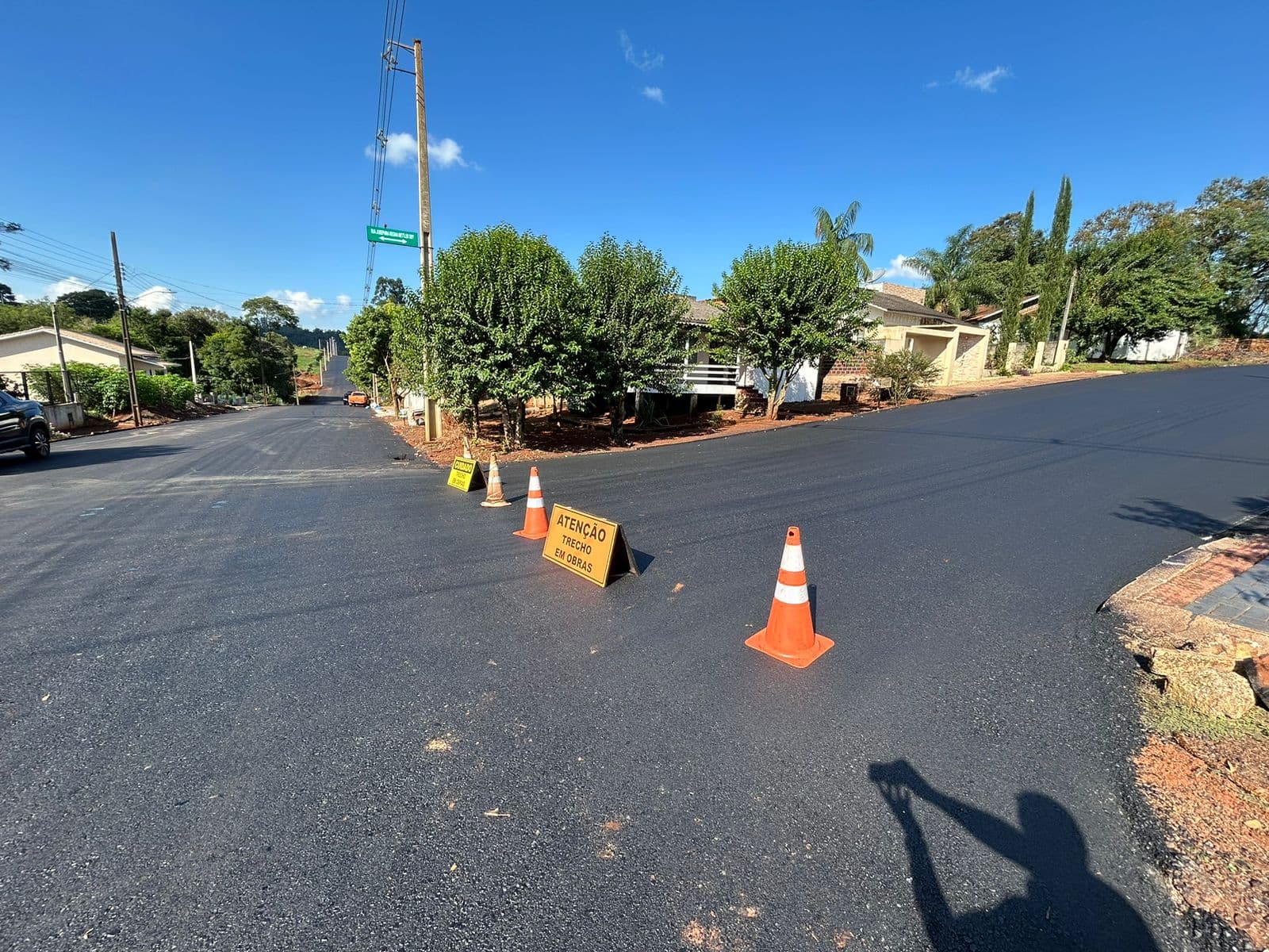 Novas ruas no Bairro Bela Vista foram asfaltadas (Foto: Gilmar Bortese)