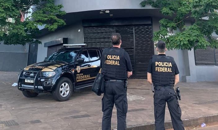 Agentes cumprem ordens judiciais no estado gaúcho (Foto: Polícia Federal)
