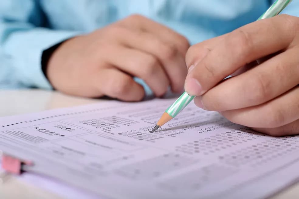 Concurso Público em União do Oeste tem vagas abertas em diversas áreas (Foto: Pixabay/Reprodução)