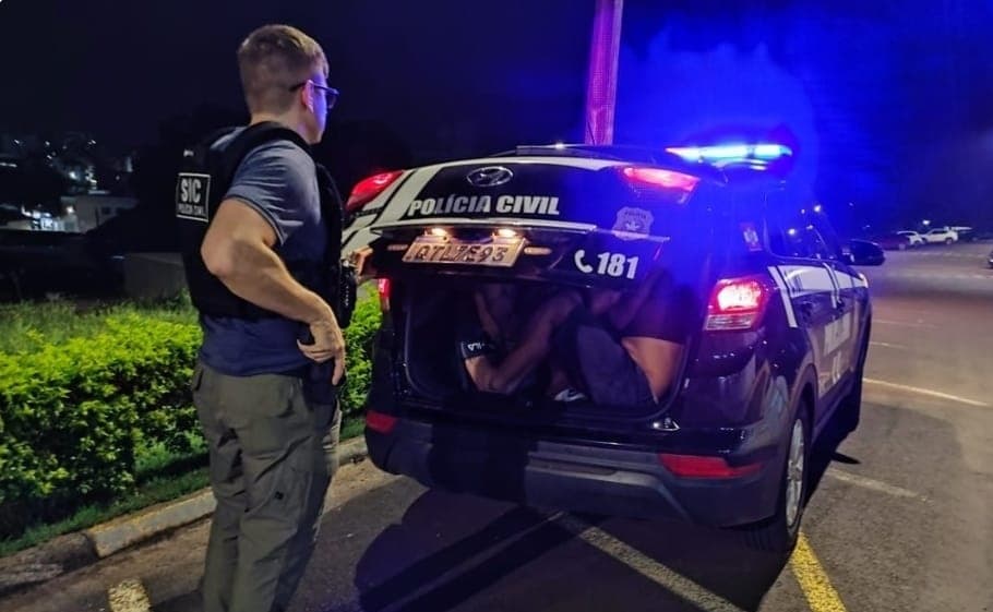 Um dos envolvidos acabou sendo preso (Foto: Polícia Civil)