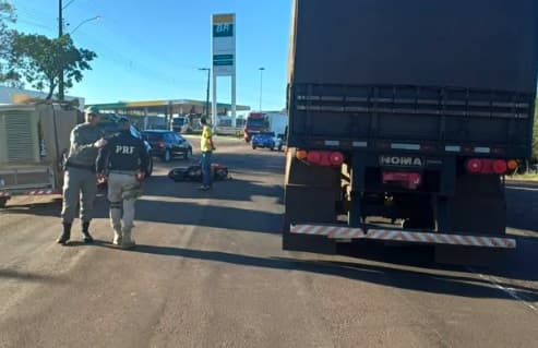 Condutor de moto não resistiu aos ferimentos (Foto: PRF)