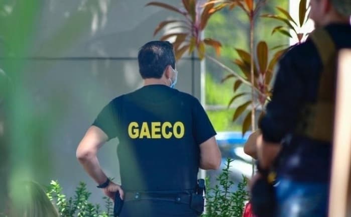 Mandado foi cumprido em Chapecó (Foto: Rogério Florentino / Olhar Direto)