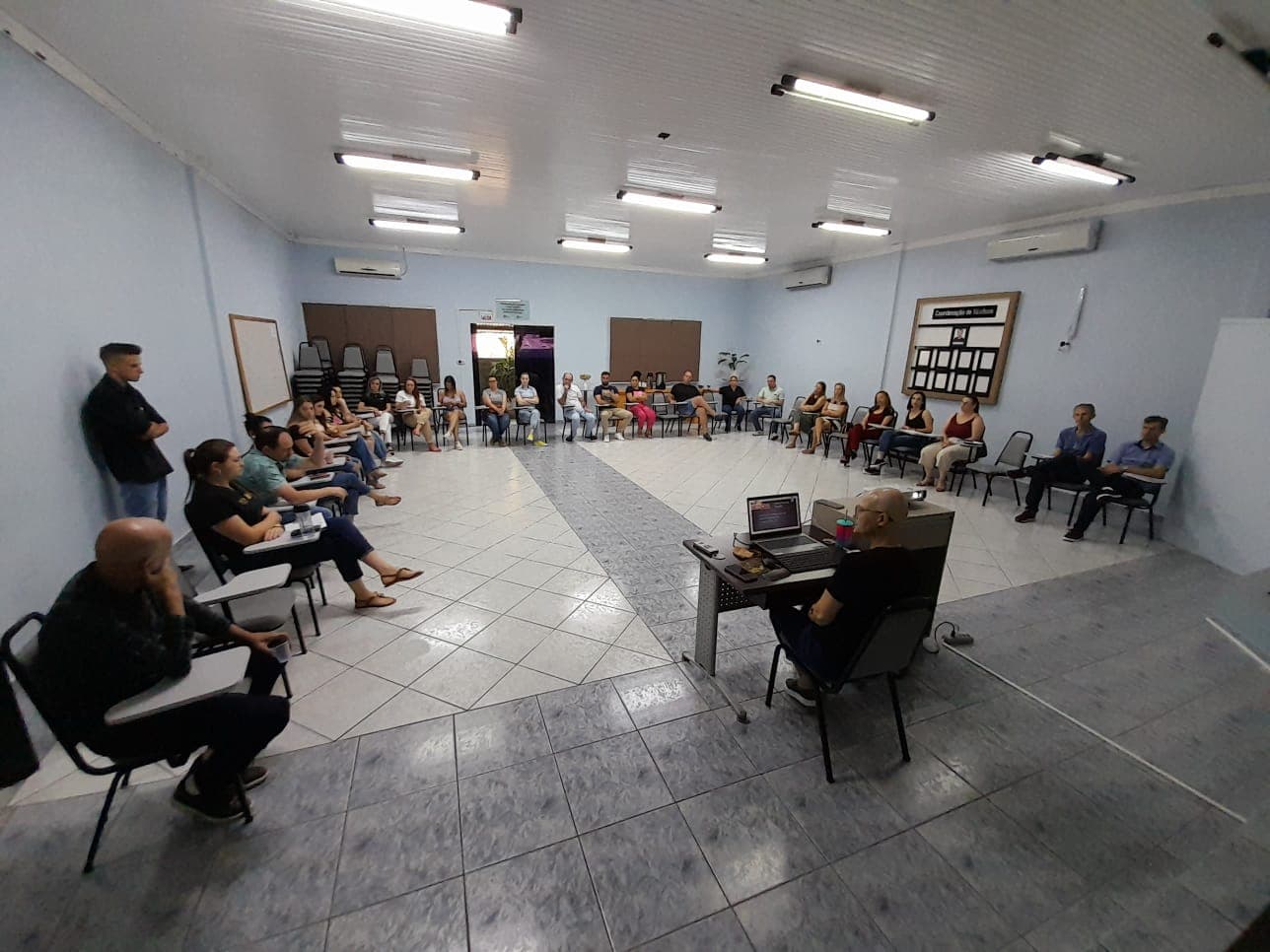 Reunião define horário de atendimento do comércio de Pinhalzinho (Foto: Acip/CDL)