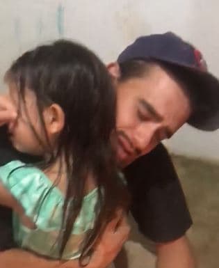 Humilde atitude comoveu a menina (Foto: Redes Sociais)