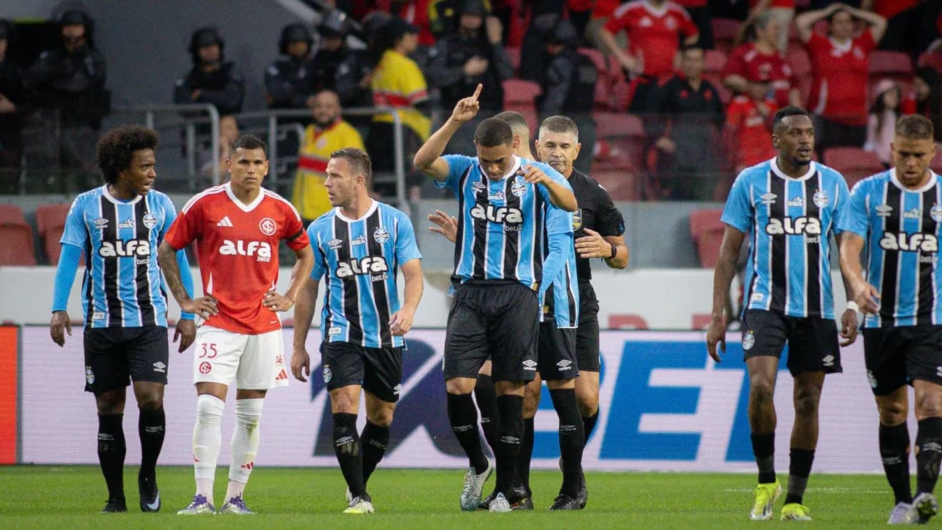 Grêmio vence o Internacional em clássico movimentado