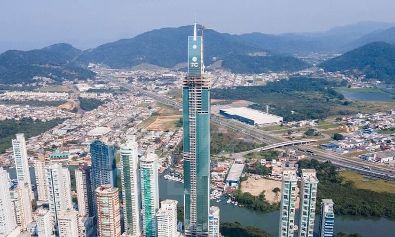 Arranha-céu de Balneário Camboriú é certificado como o mais alto da América Latina (Foto: Reprodução)