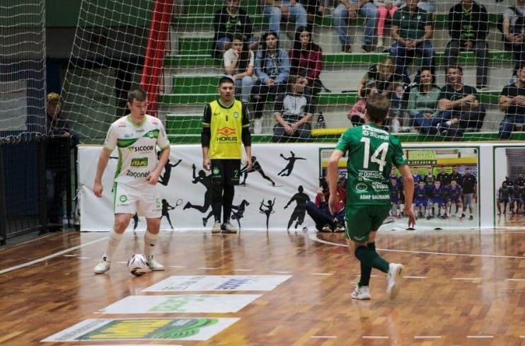 Clássico no ano passado foi em Pinhalzinho e agora será em Saudades (Foto: Felipe Eduardo Zamboni)