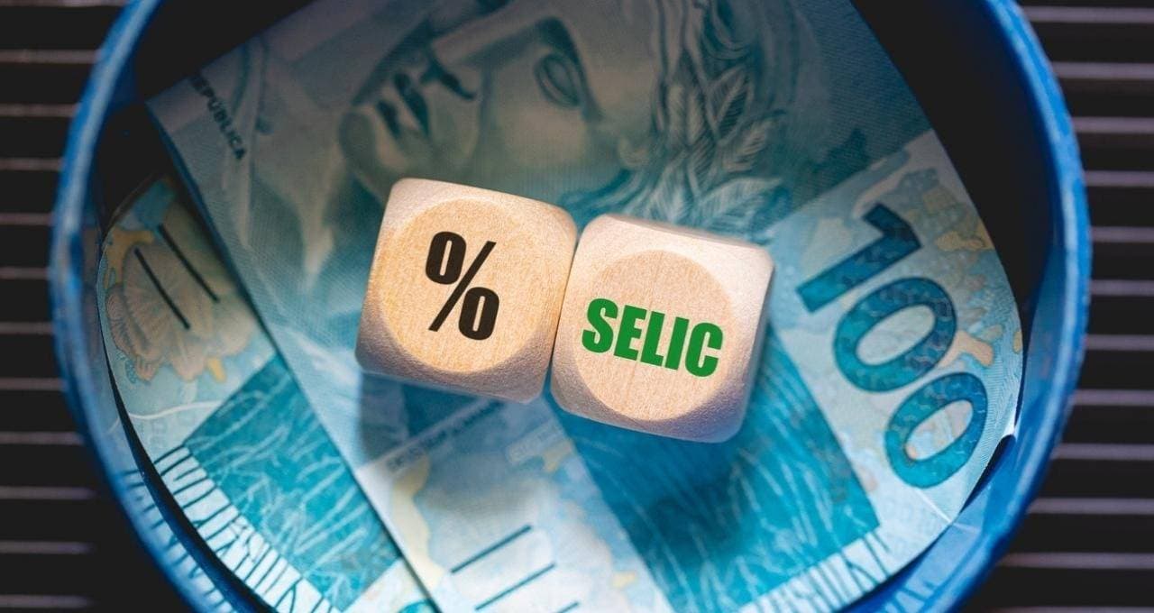 Com Selic em 15%, Banco Central projeta juros altos por tempo prolongado (Foto: Reprodução/Internet)