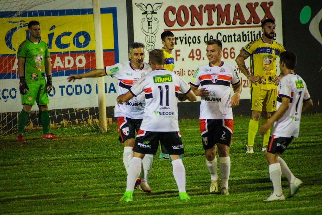 Time vem de boa vitória contra o Olaria (Foto: Felipe Eduardo Zamboni)