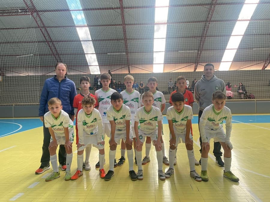 Equipe sub-12 foi vice-campeã da LCF no ano passado e deve manter a base para esse ano (Foto: Divulgação)