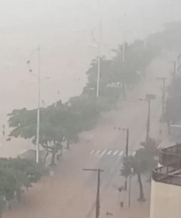 Imagens que circulam nas redes sociais mostram cidades alagadas (Foto: Reprodução/Internet)