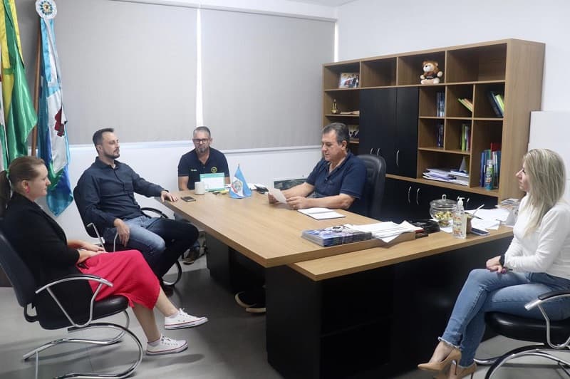 Escolas de Águas Frias terão segurança privada (Foto: Ascom Águas Frias)
