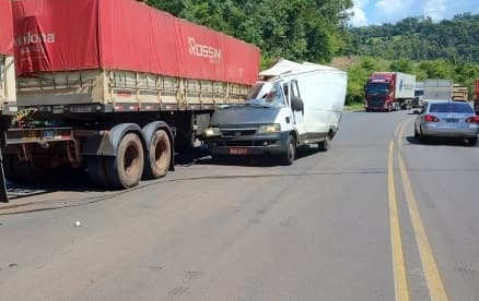 Batida ocorreu entre Maravilha e Iraceminha (Foto: SAMU)