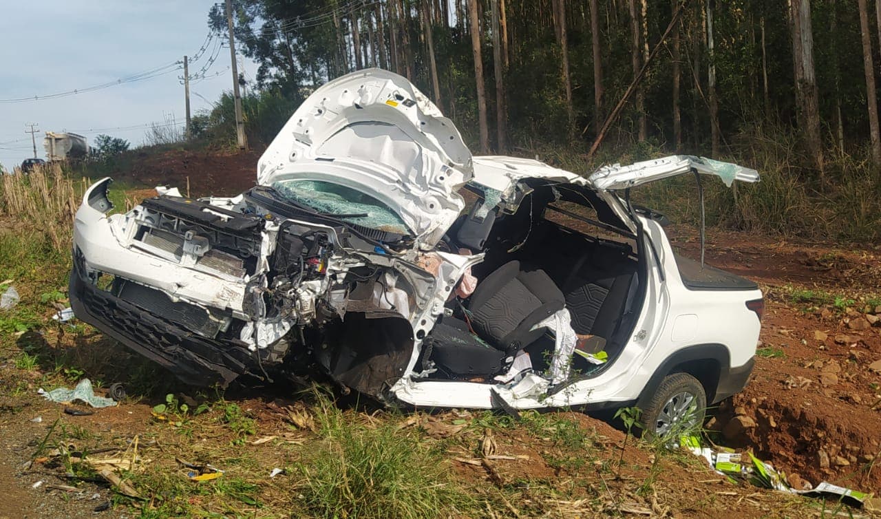 Acidente resultou em longas filas no município de Pinhalzinho (Foto: Henrique Paulo Koch)