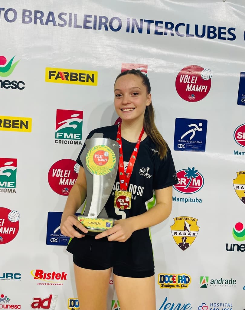 Valentina foi campeão brasileira defendendo a equipe de Jaraguá do Sul (Foto: Arquivo Pessoal)