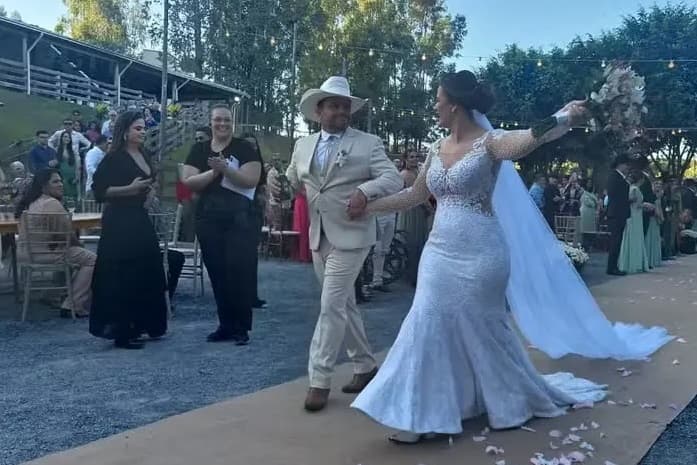 Magali e Edgar se casaram em Minas Gerais (Foto: Cleber Correa)