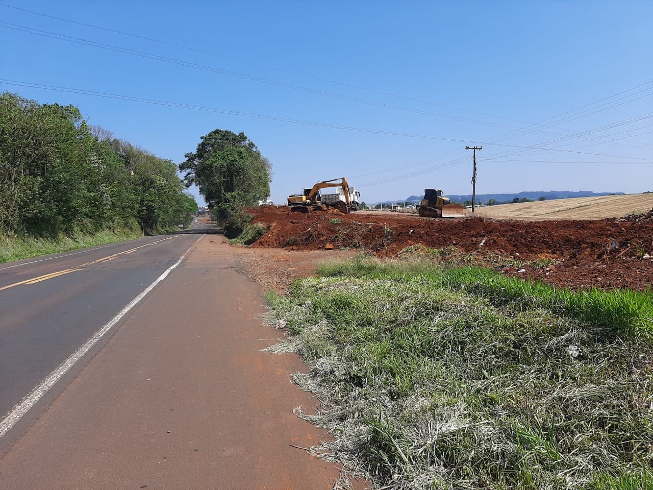 Acesso à Linha Progresso está interditado (Foto: Gilmar Bortese)