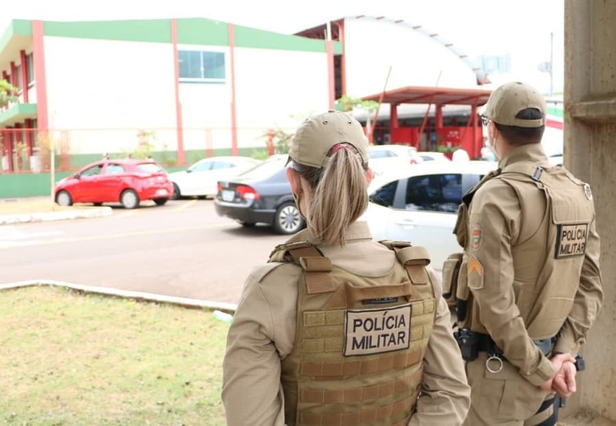 PMs realizaram a soltura de moradora em cárcere privado (Foto: PM)