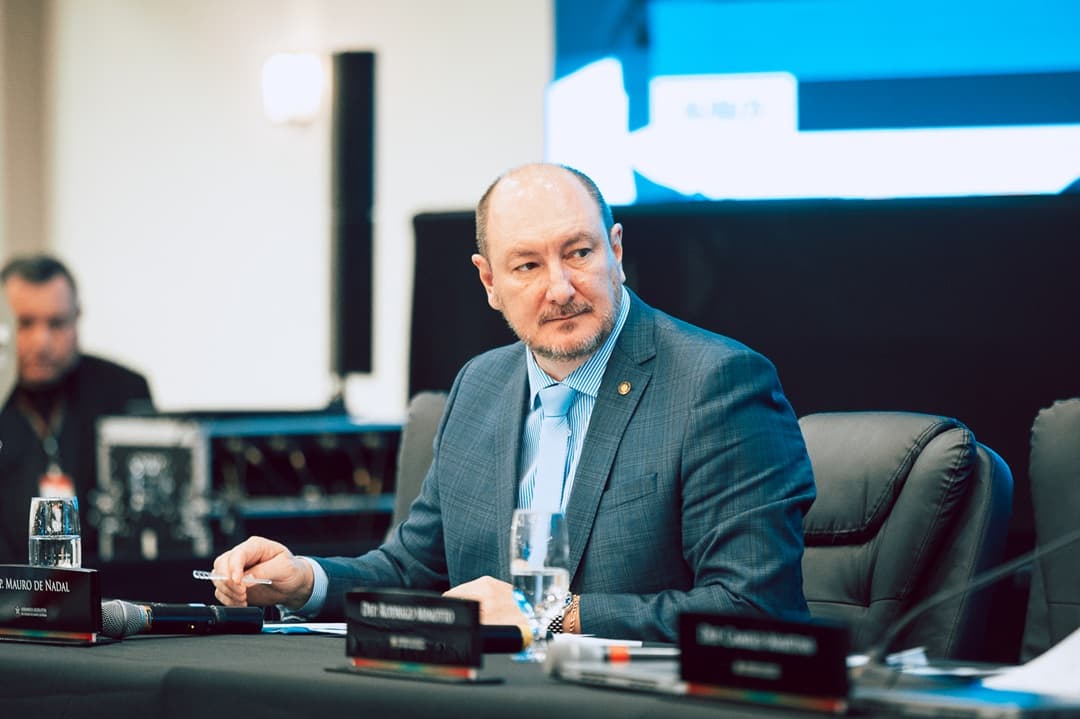 Mauro de Nadal falou sobre a volta aos trabalhos no segundo semestre (Foto: Bruno Collaço/Agência AL)