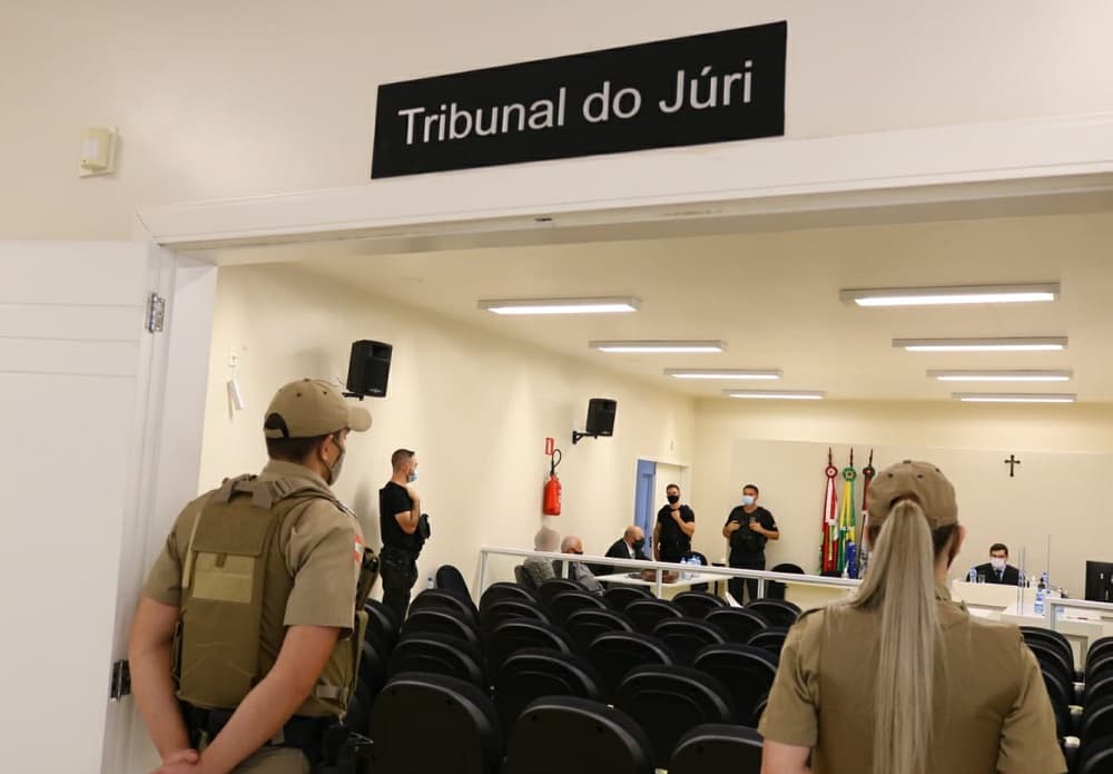 Tribunal do Juri de Pinhalzinho (Foto: Henrique Paulo Koch)