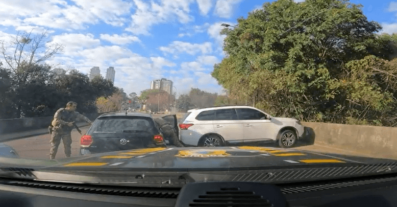 Suspeito foi barrado próximo a Curitiba (Foto: PRF)