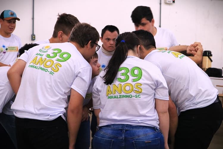 Apae de Pinhalzinho comemora 39 anos (Foto: Jaine Kasper)