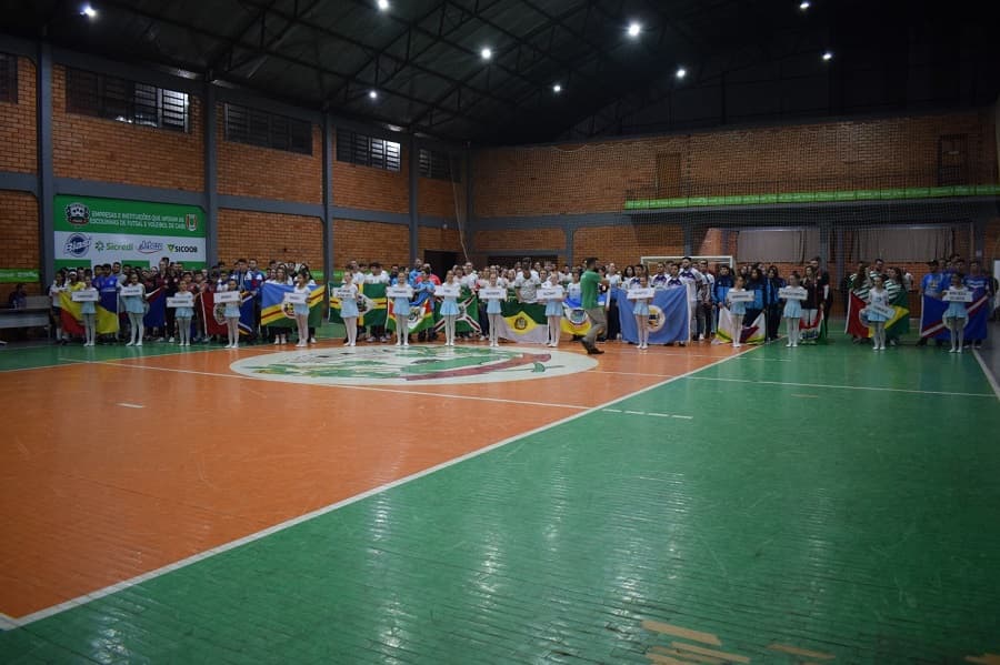 A abertura da 2ª Copa Sicredi foi no município de Caibi (Foto: Divulgação/Amerios)