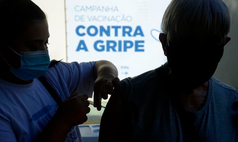 Pouca procura pela vacina contra a gripe preocupa profissionais da saúde em Pinhalzinho (Foto: Agencia Brasil)