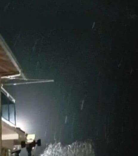 Neve foi registrada durante a madrugada na região da Serra catarinense (Foto: Arquivo pessoal)