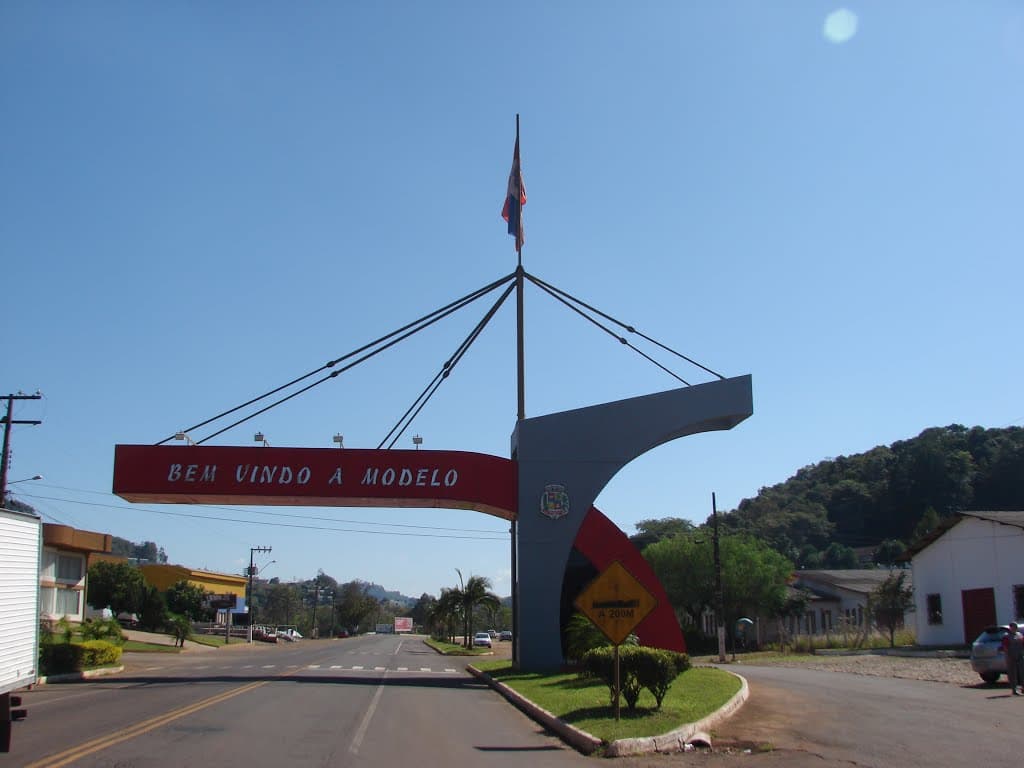 Município de Modelo ajusta horários de atendimento durante período de final de ano