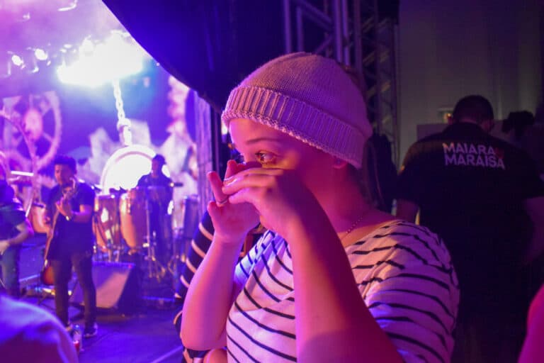 Larissa assistiu show de camarote (Foto: Hospital Santo Antônio )