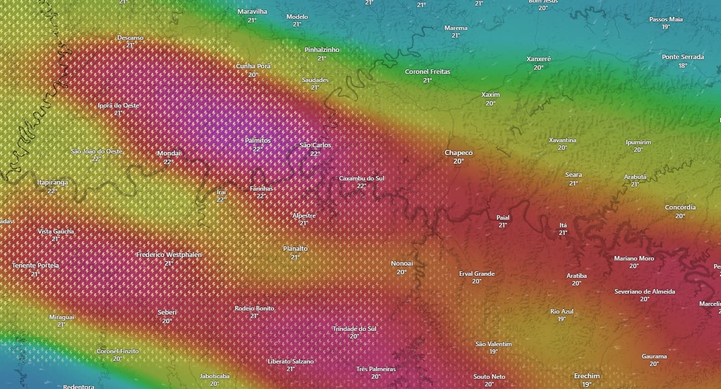 Imagens de satélites apontam chuva para o Oeste de SC (Foto: Reprodução/Windy.com)