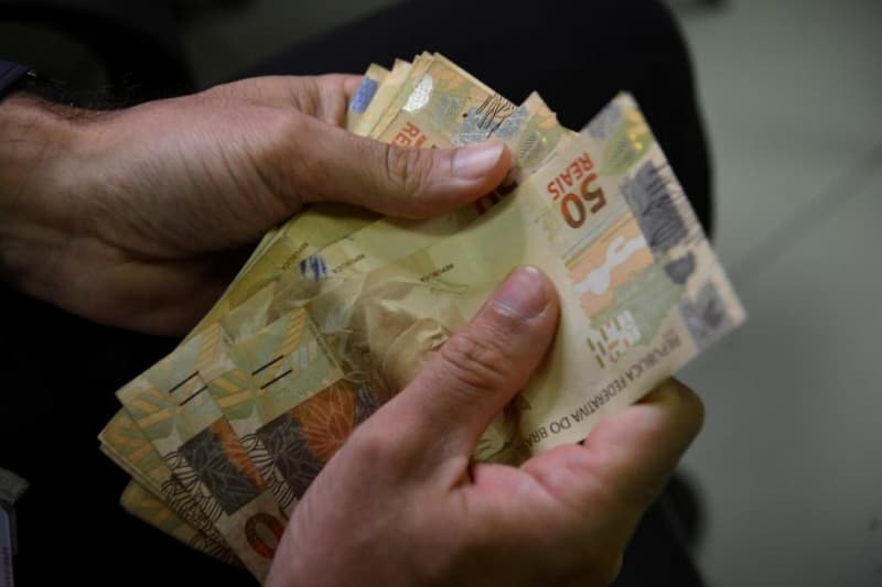 Proposta estipula os novos valores das quatro faixas do salário mínimo regional (Foto: Marcello Casal Jr/Agência Brasil)
