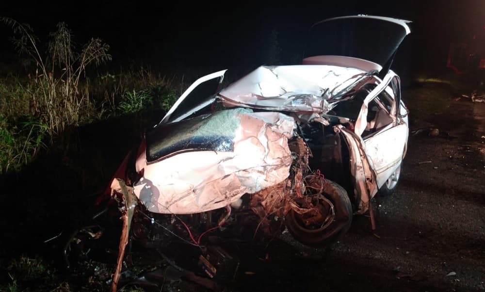 Batida deixou vítimas fatais (Foto: Corpo de Bombeiros)