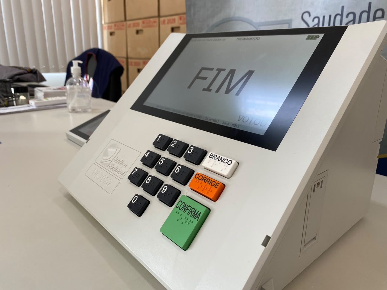 Abstenção cai em mais de 2,9 milhões de eleitores no segundo turno das Eleições 2026