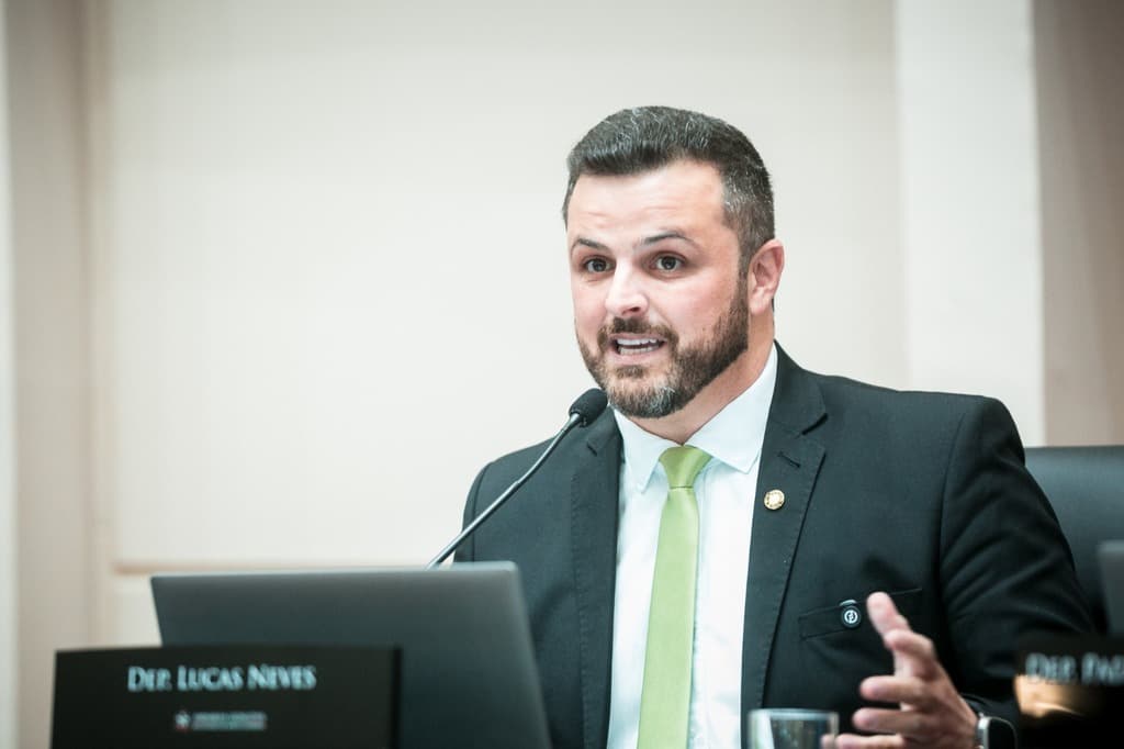 Assembleia autoriza programa de climatização para as escolas de SC