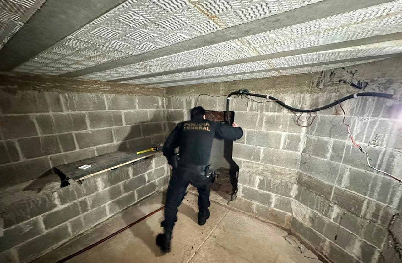 Policiais entraram no local (Foto por Polícia Federal)