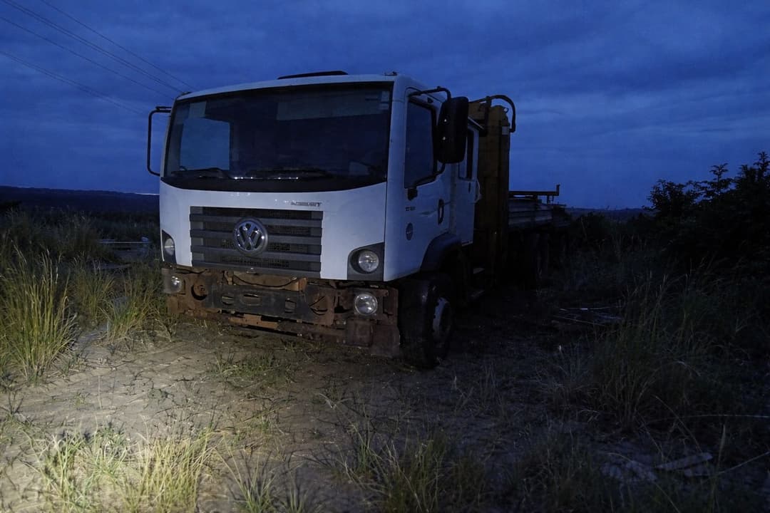 Operação recupera 6 caminhões furtados em Pinhalzinho e região