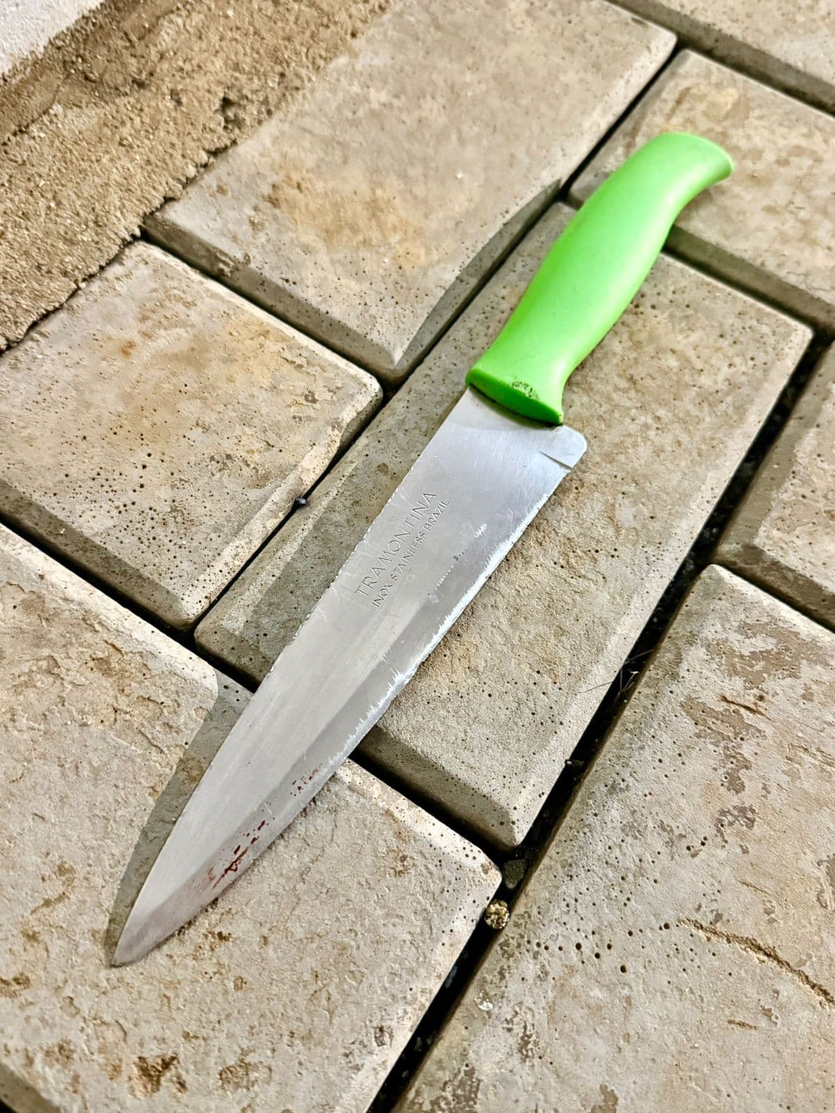 Arma branca utilizada pela mulher (Foto por PM)